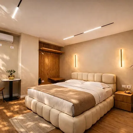 Elis 3* Тирана